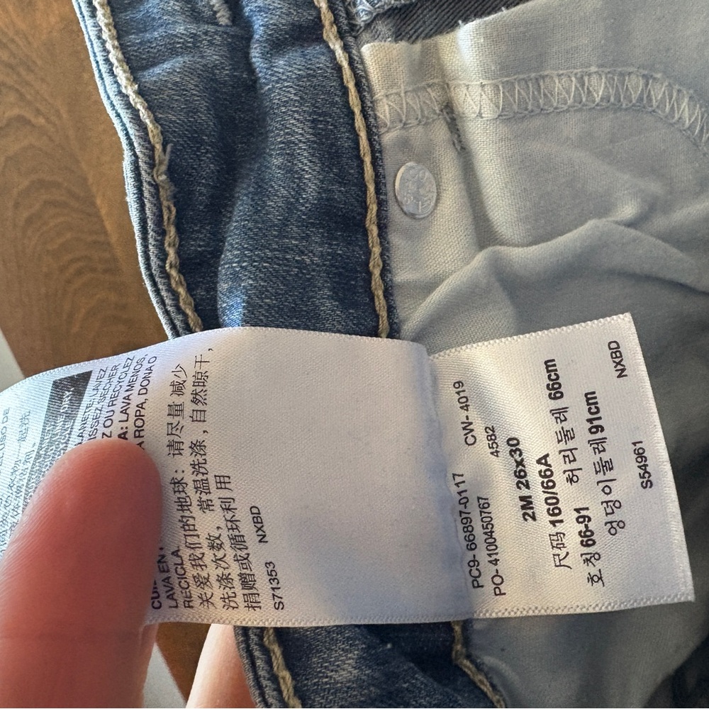 Denizen from Levi Blue Women's Jeans - Picture 5 of 7